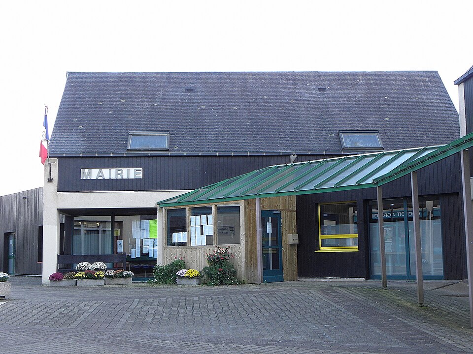 Place de la mairie à Plouigneau
